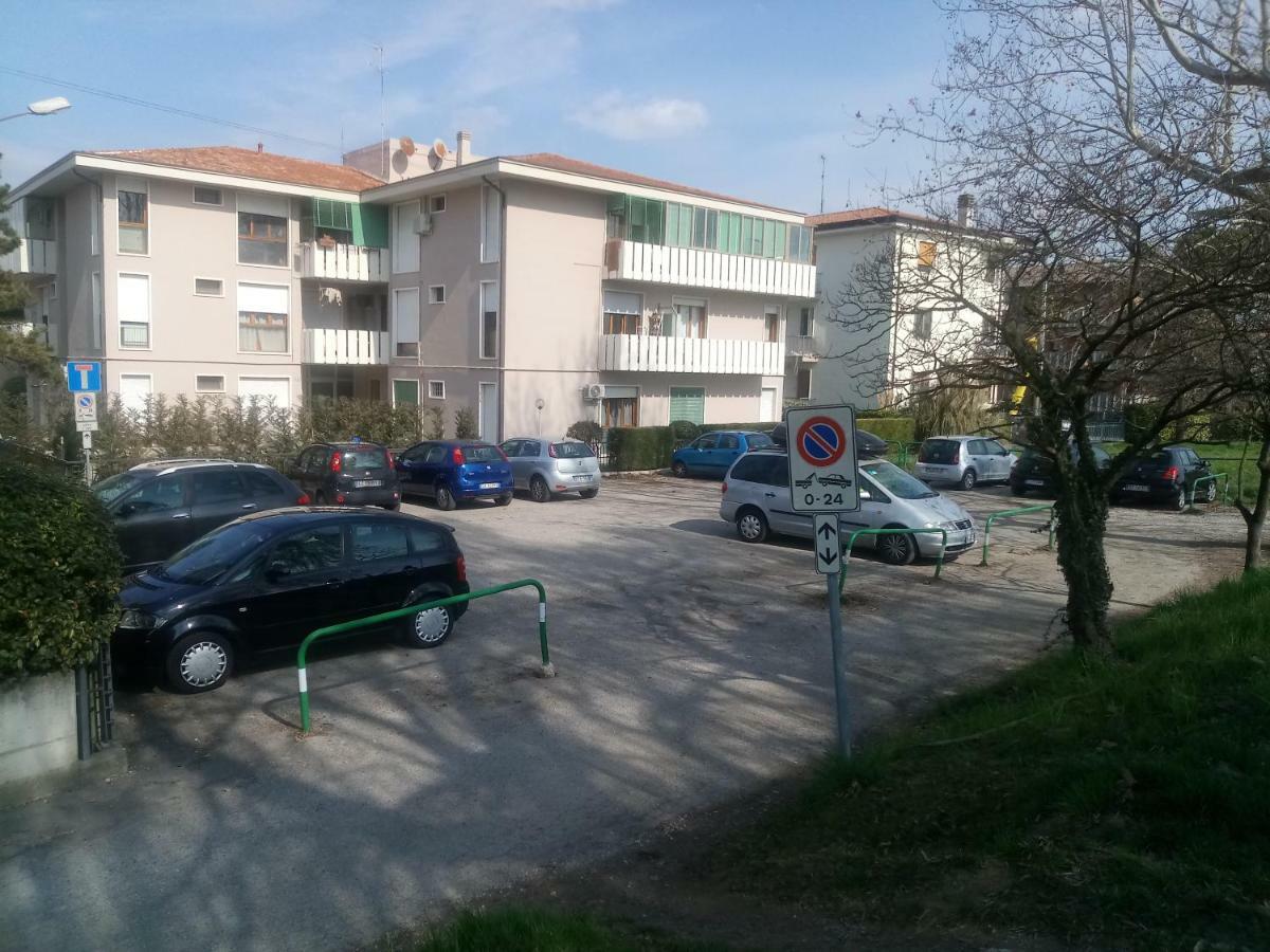 Vicino Al Prato Della Valle Intero Appartamento Parcheggio Facile Di Fronte Padova Ngoại thất bức ảnh